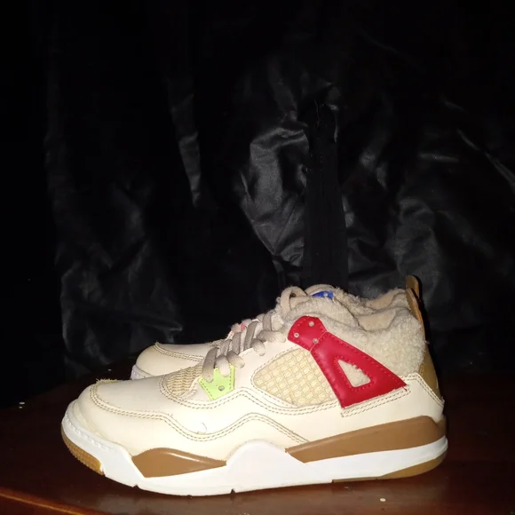 Jordans - Picture 3 of 4